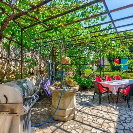 Appartement Sobe Frano I Lovro 1 - Hr-10373-01 By Interhome Crikvenica