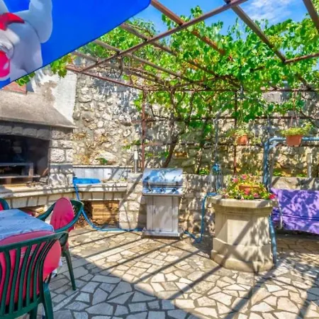 Sobe Frano I Lovro 1 - Hr-10373-01 By Interhome Appartement Crikvenica